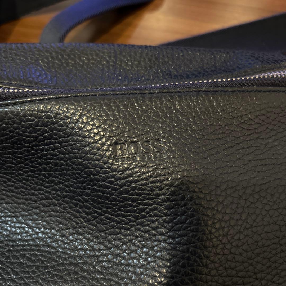 BOSS ネイビー ボディバッグ