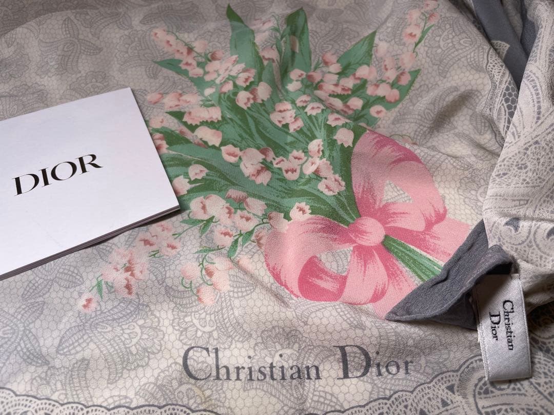 【極美品】ChristianDior 花束プリント スカーフ　綿100%