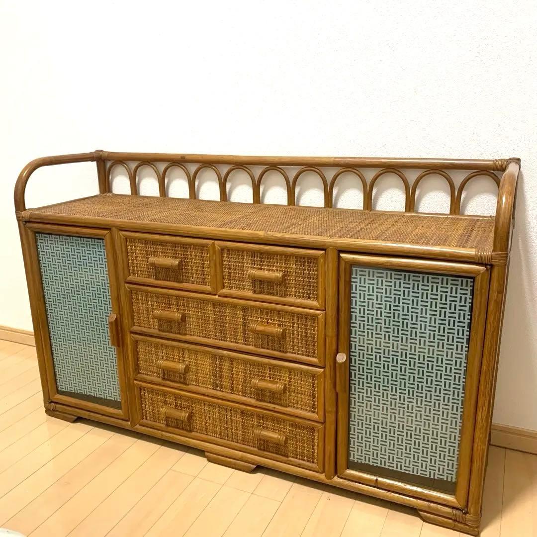 ラタン 籐家具 サイドボードチェスト 4段 ヴィンテージ ガラス扉