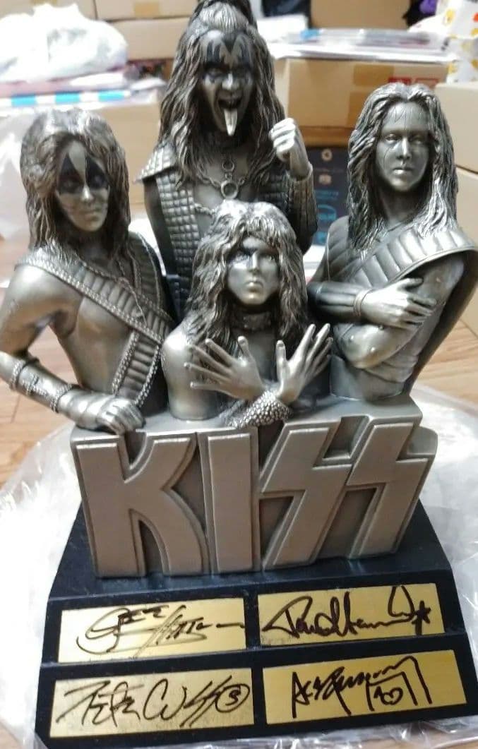 KISS 直筆 サイン入りスタチュー 限定74/500