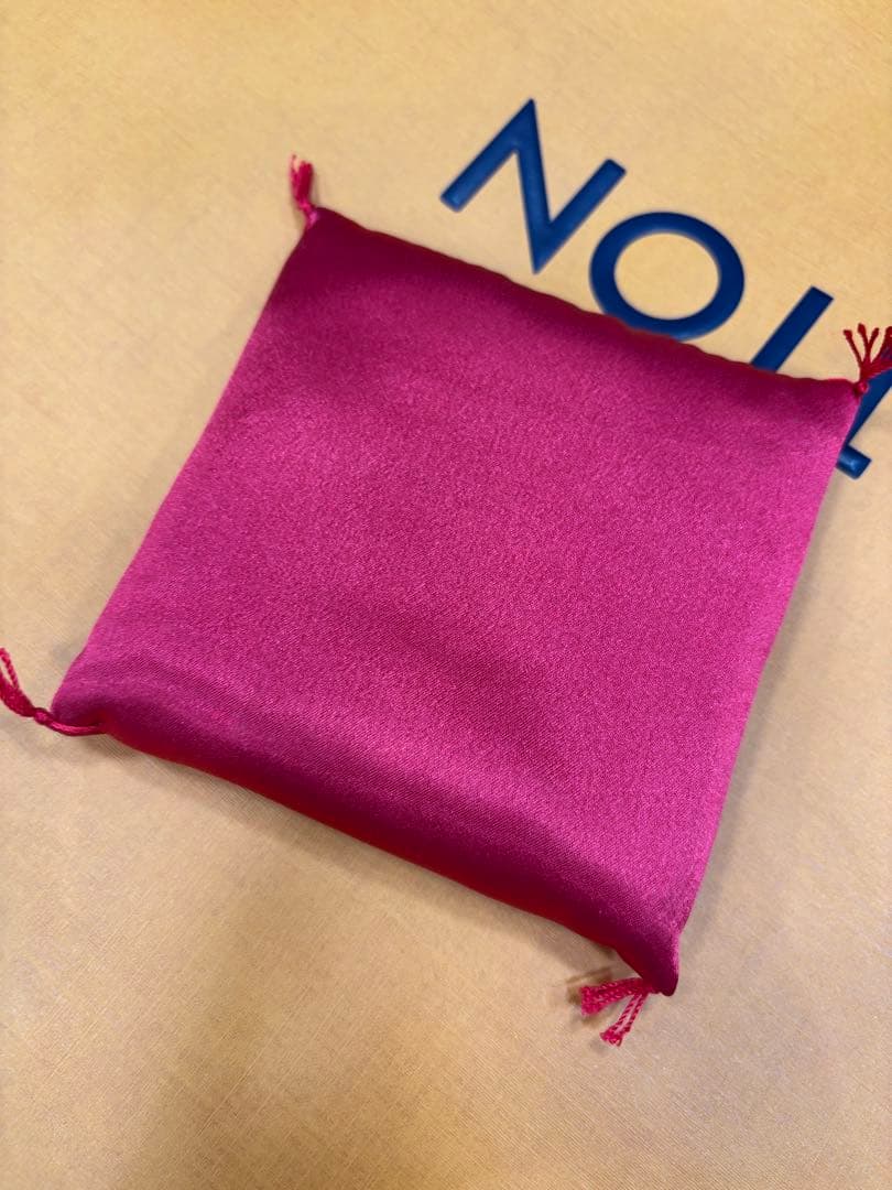 バカラ　座布団　色違いも出品中