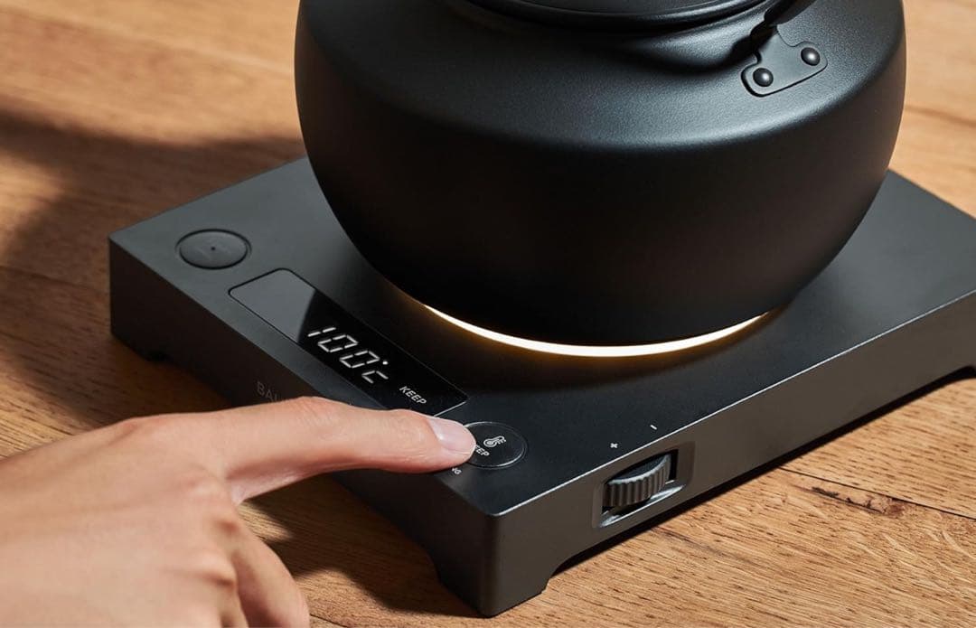 新品未開封　BALMUDA ムーンケトル バルミューダ KPT02JP-WH