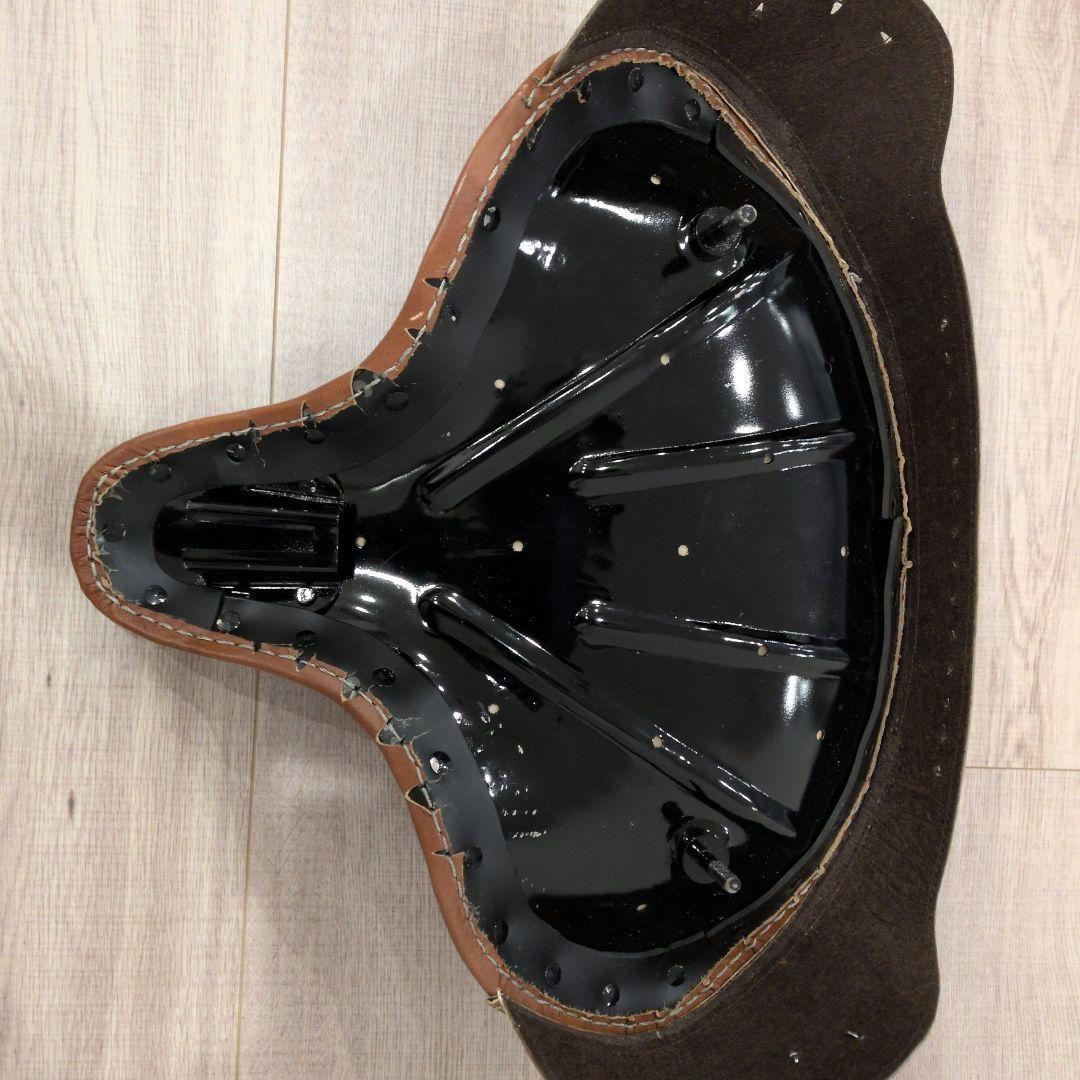 バイクソロシート　ポリススタイルシート　ハーレー　ブラウン　汎用シート