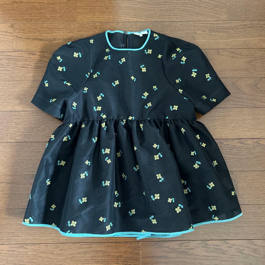 専用yori ラメクローバーパフブラウス　size36