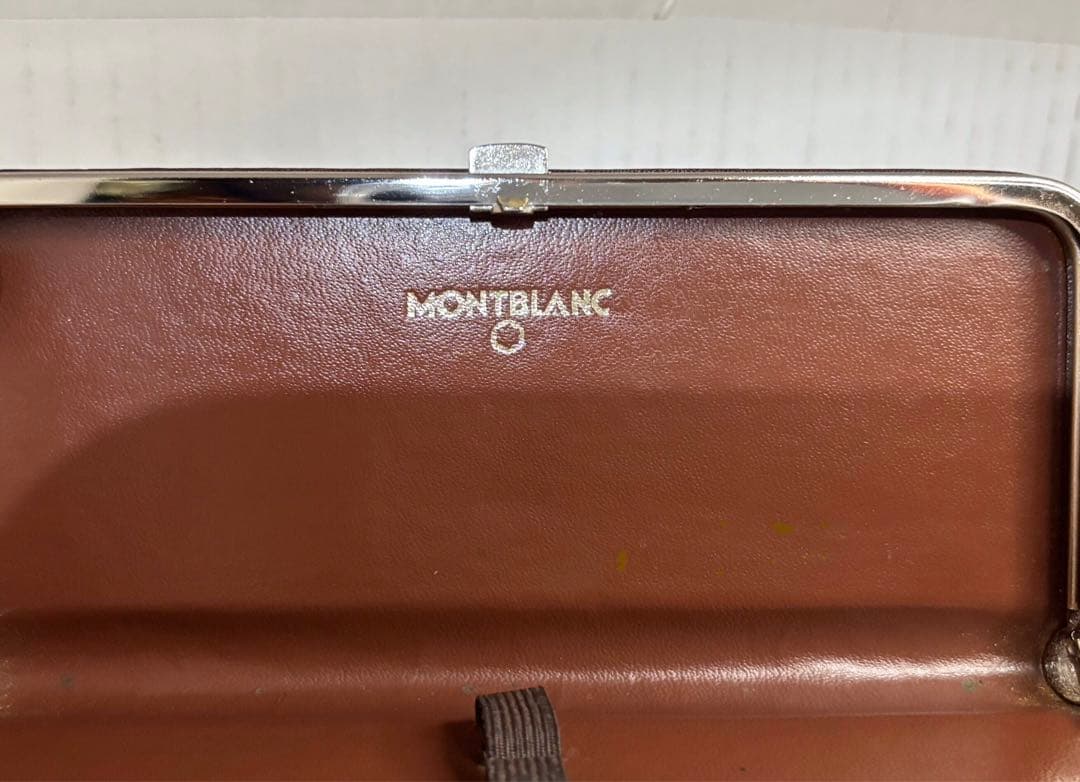 ⭐️レアで貴重❗️かなり稀少なヴィンテージCLASSICペンポーチ3本差⭐️モンブラン