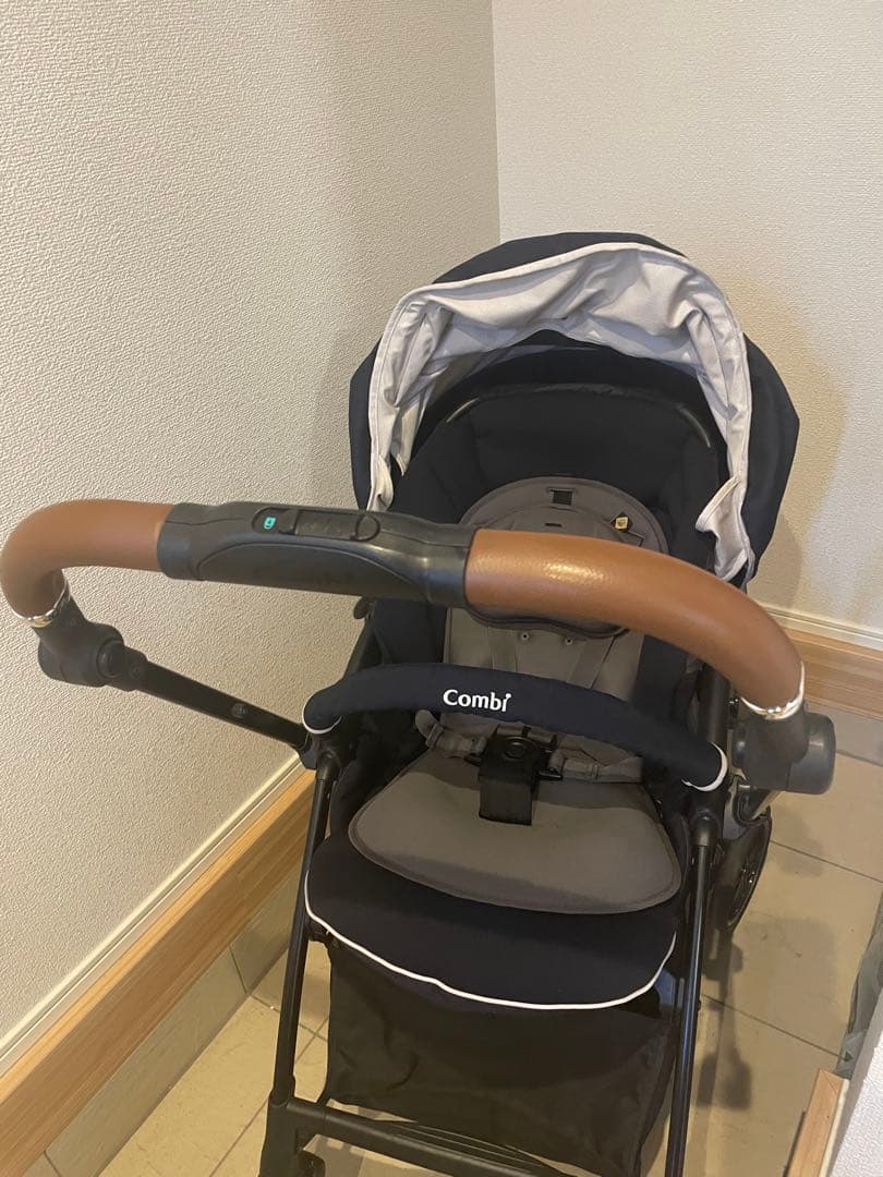 Combi ベビーカー スゴカルスイッチ クリアネイビー