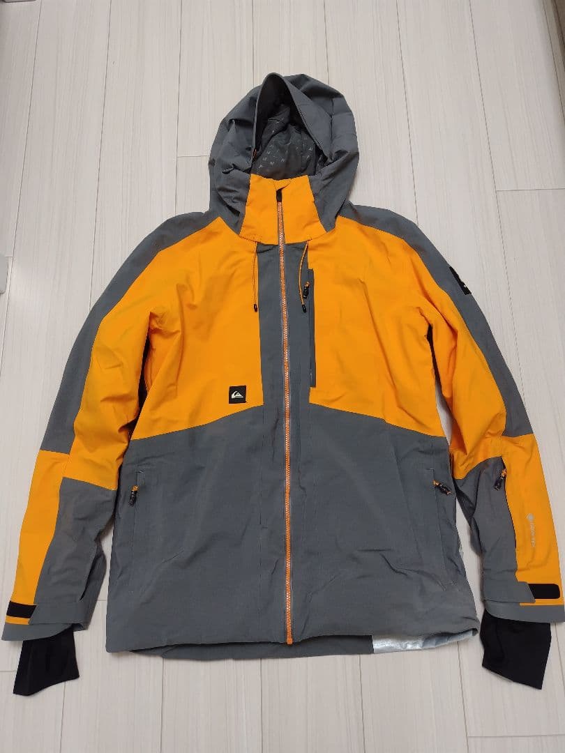 クイックシルバー　スノージャケット