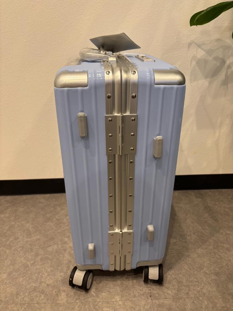 リベティ多機能キャリーケース【エナメルスカイブルー Sサイズ】