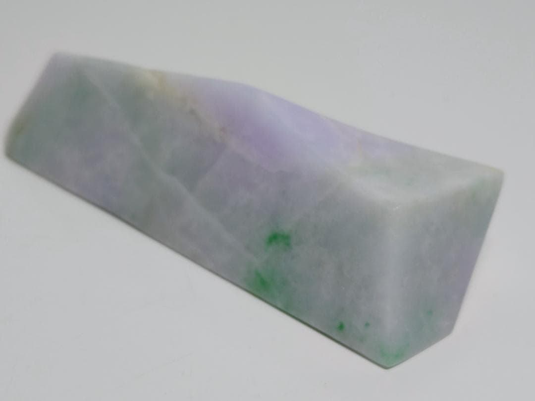 高透過・ラベ 125g 翡翠 ヒスイ 鑑賞石 原石 自然石 誕生石 鉱物 鉱石