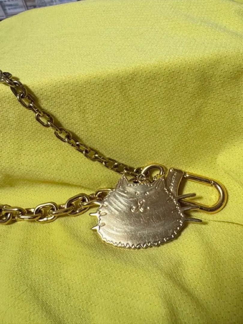 中古ヴィトン　LOUIS VUITTON ポルトクレ・シェンヌ キャットグラム