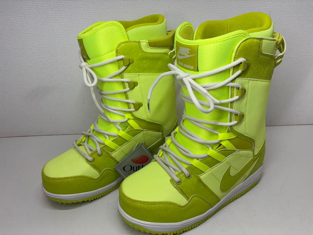 未使用 希少 NIKE VAPEN ナイキ スノーボード ブーツ 28.5cm