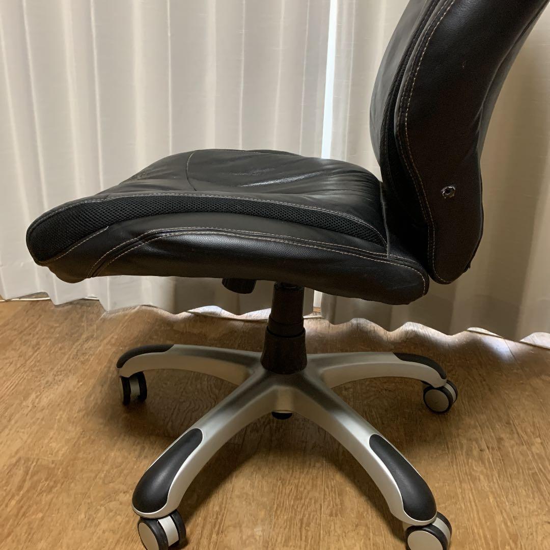 革張りチェアー（高さ調節機能故障）