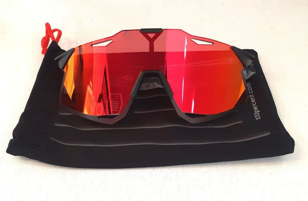 100% Hypercraft ブラック レッド ワンハンドレッド サングラス