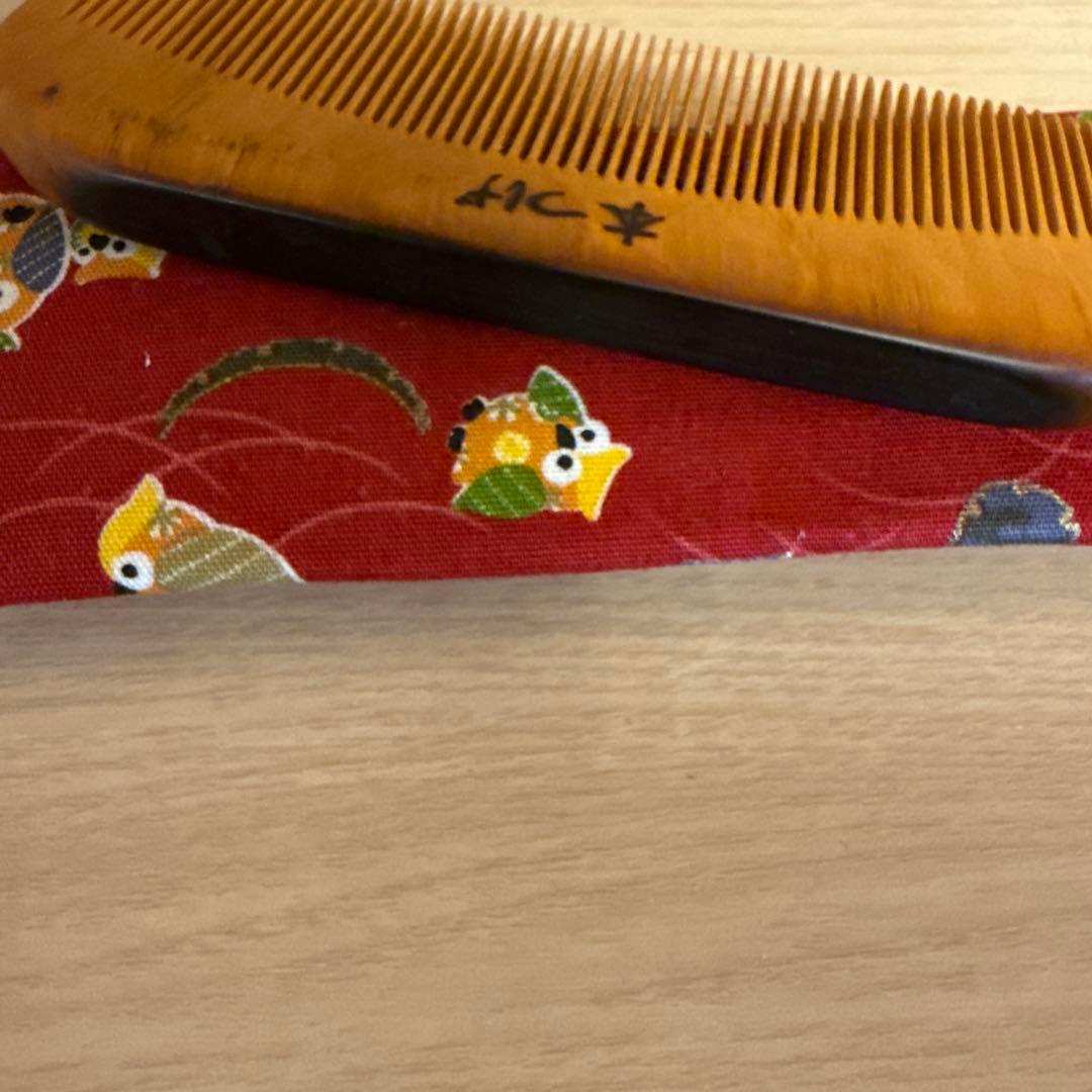 【未使用】つげ櫛　櫛留商店　くし　髪の毛　ヘアケア　本つげ　日本製　名古屋