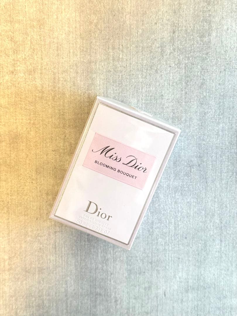 箱付き未開封　Miss Dior Blooming Bouquet 50ml