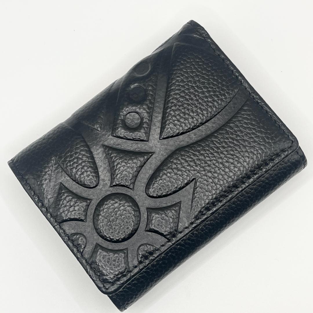 Vivienne Westwood がま口 黒 型押し おしゃれ 定番 折財布