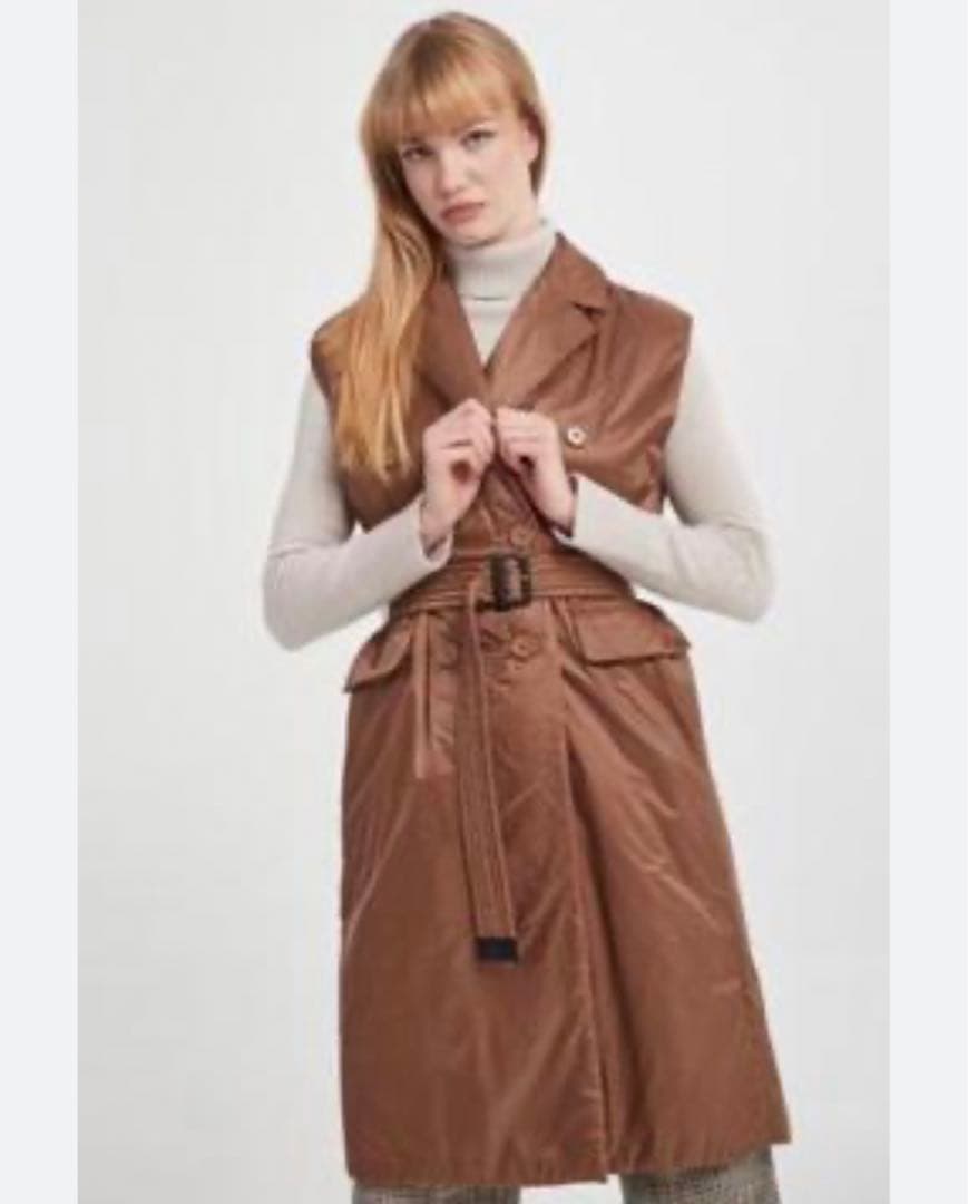 Max Mara マックスマーラザキューブ　キャメリュクス ダウンベスト　ジレ