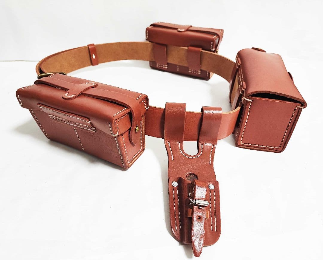 日本軍 弾薬盒 後期型 帯革 三十年式銃剣差 三八式歩兵銃 セット 新品未使用