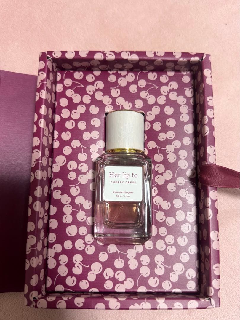 Her lip to beautyオードパルファムCHERRY DRESS