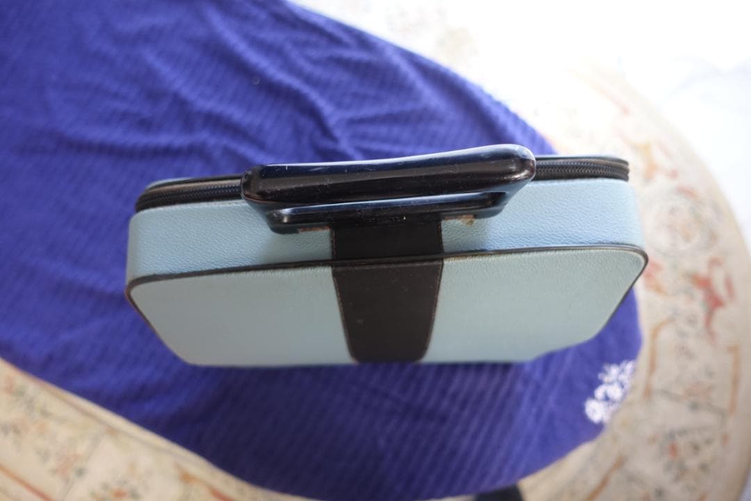 Olivetti Lettera 32 タイプライター グリーン