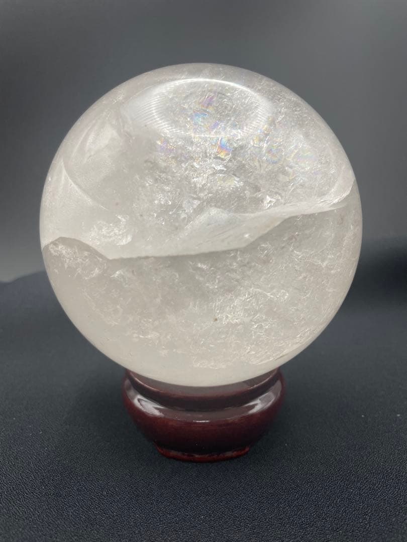 【ヒマラヤ水晶】丸玉 虹入り 約92.6㎜ 1136g 台座付き セール開催中！