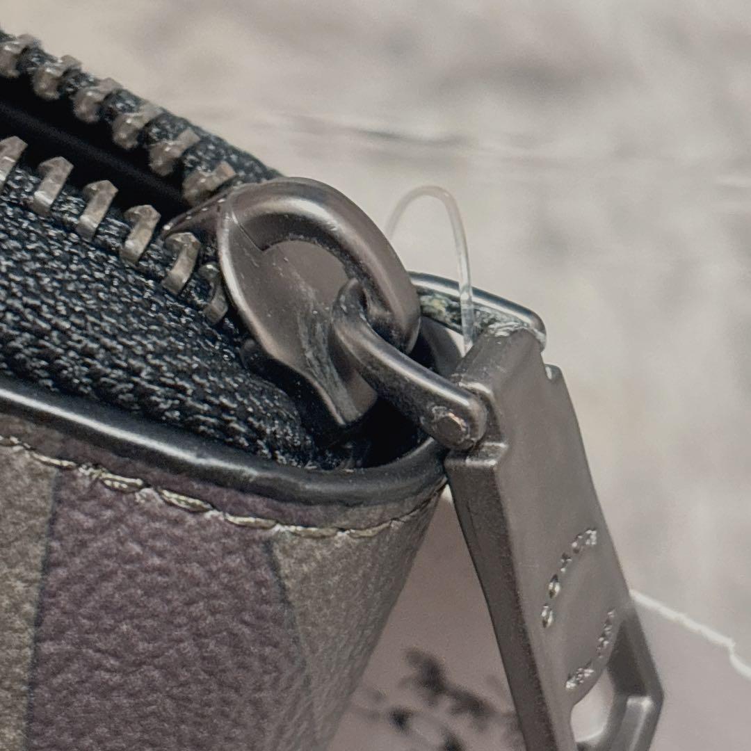 COACH(カモフラージュシグネチャー ラウンドジップ長財布)