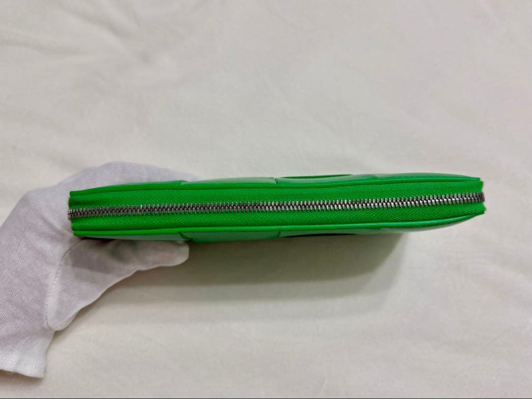 BOTTEGA VENETA カセット ラウンドファスナー長財布