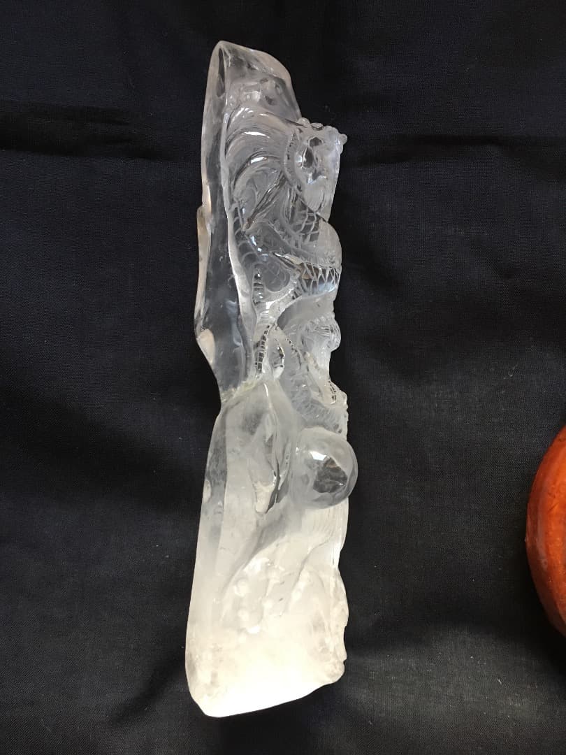 天然石 水晶  龍　彫刻　昇り龍　縁起物