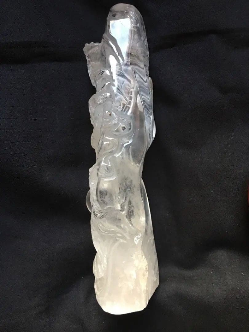 天然石 水晶  龍　彫刻　昇り龍　縁起物