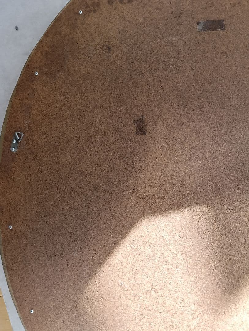 クラシックなゴールドの楕円形壁掛け鏡