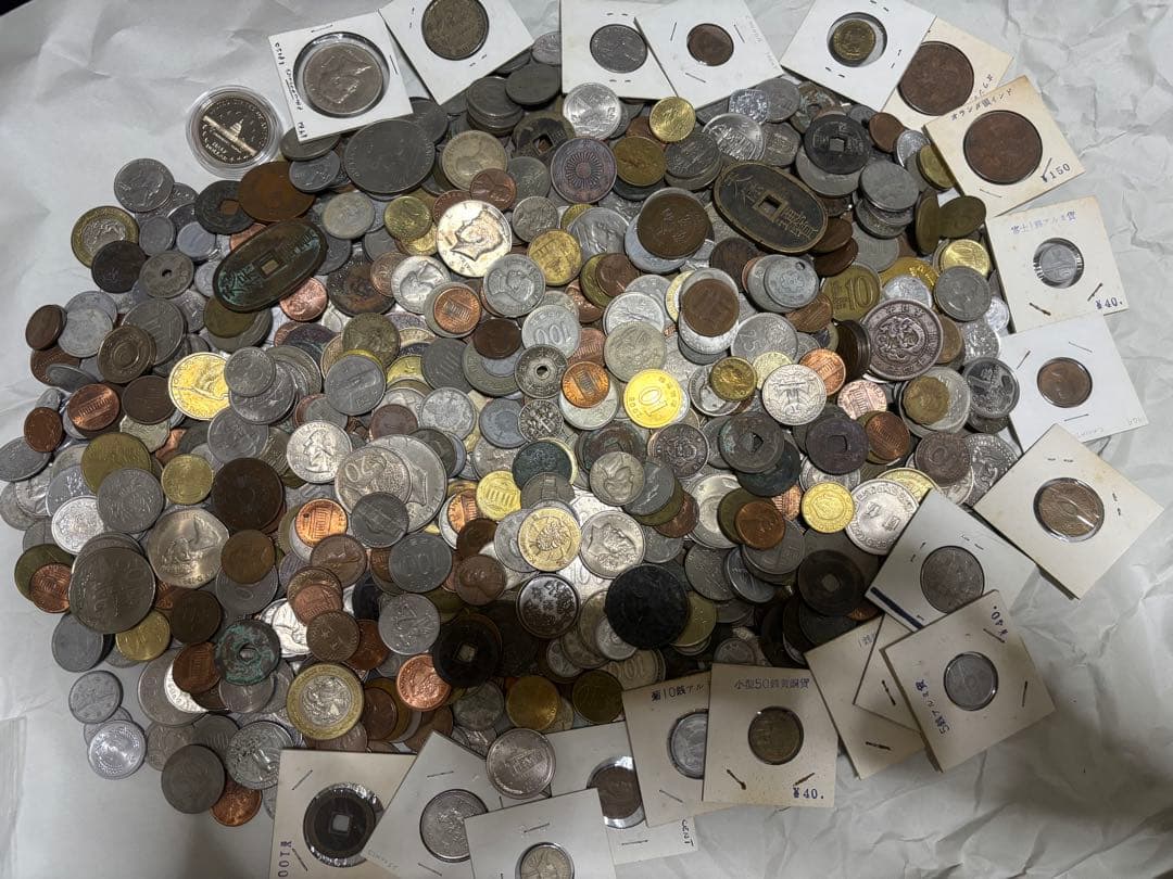 ミ*モ様 古銭　外国　メダル　記念硬貨　穴銭　まとめて　約4.7キロ
