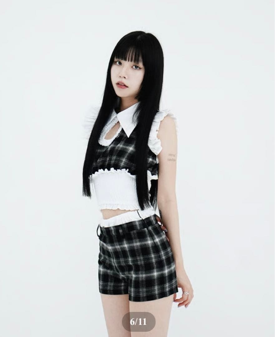 トップス kiss the club bare frill tops black