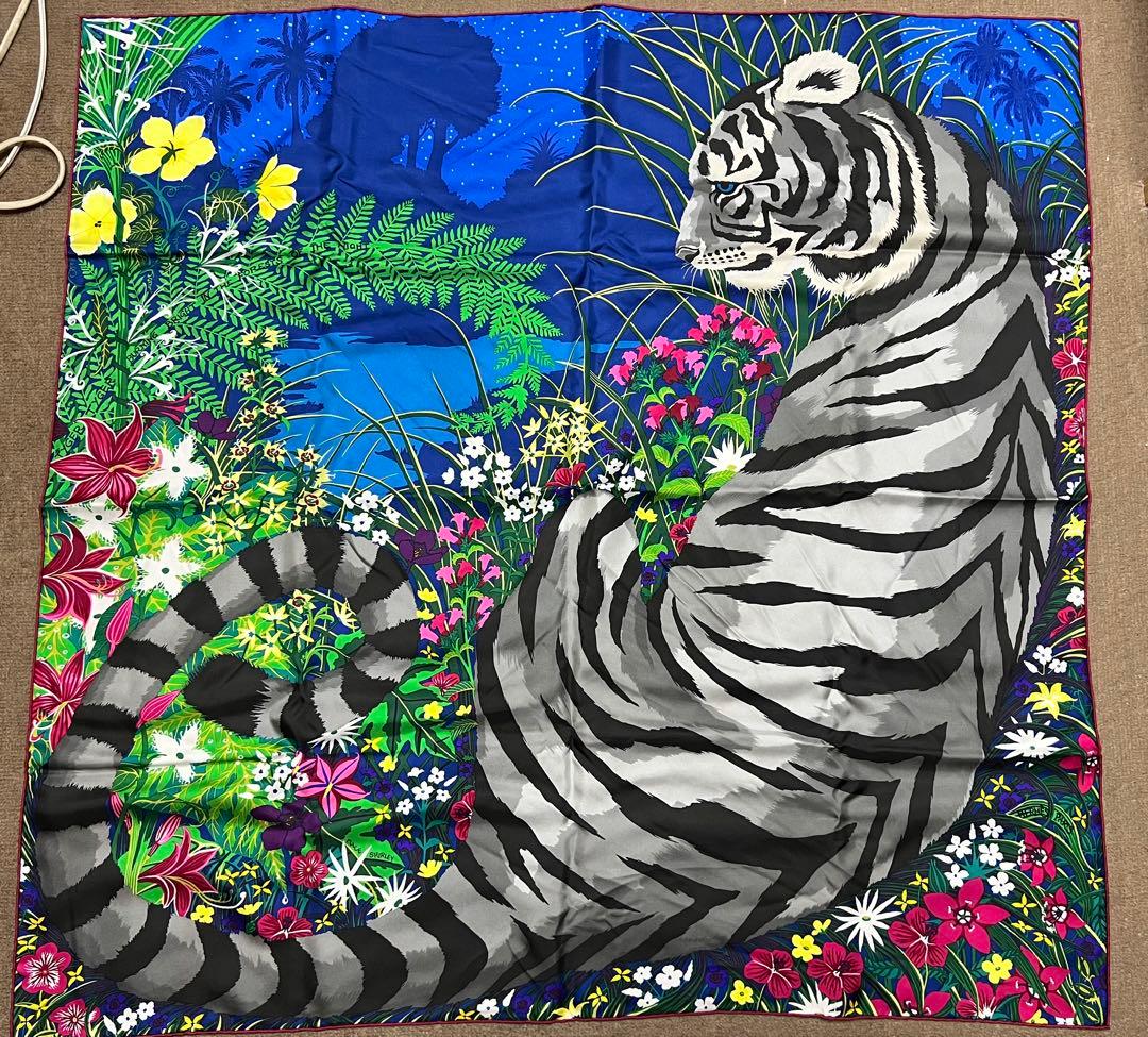 HERMES エルメス カレ90 タイガータイガー　Tiger Tiger
