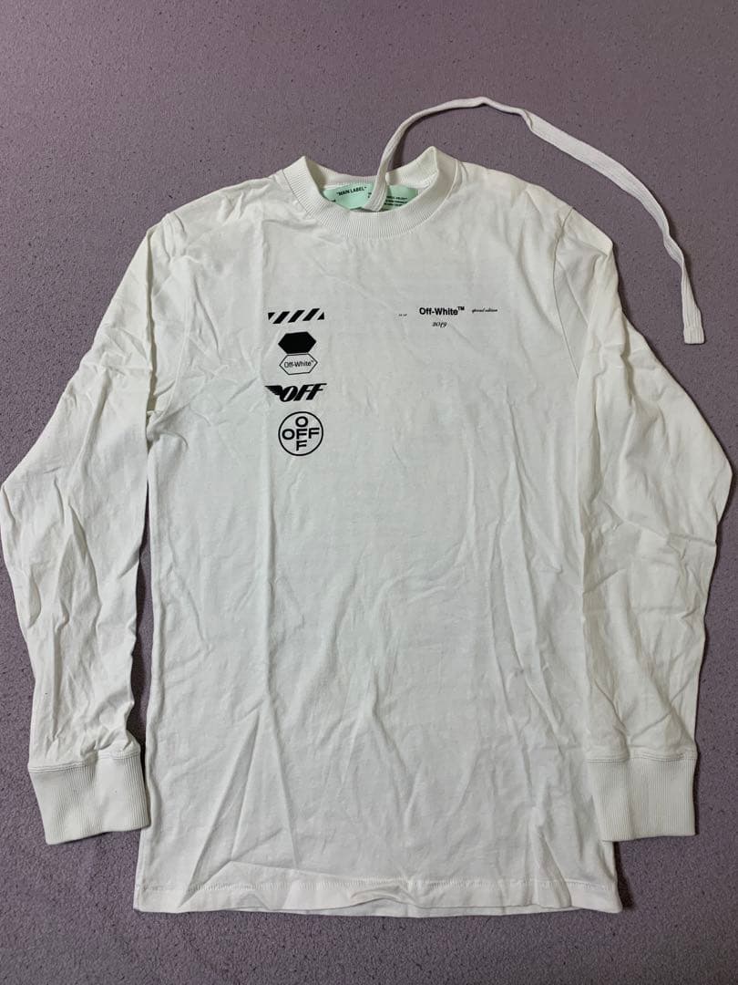 ashumoff-whiteカットソー