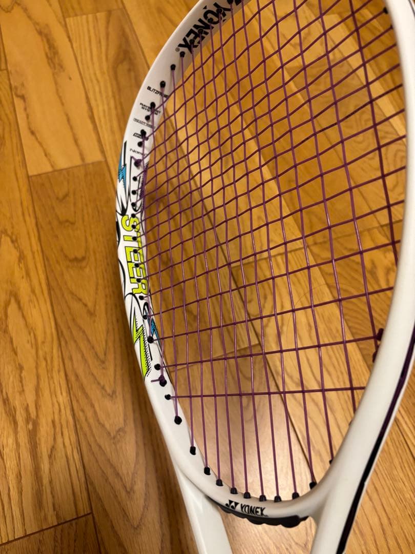 【美品】YONEX VOLTRAGE ボルトレイジ 7V STEER UXL1