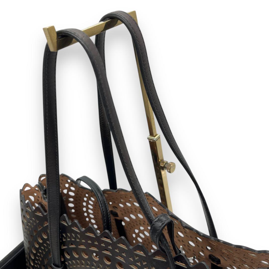 ご予約のお品　Alaïa アライア ショルダー トートバッグ MINA 32
