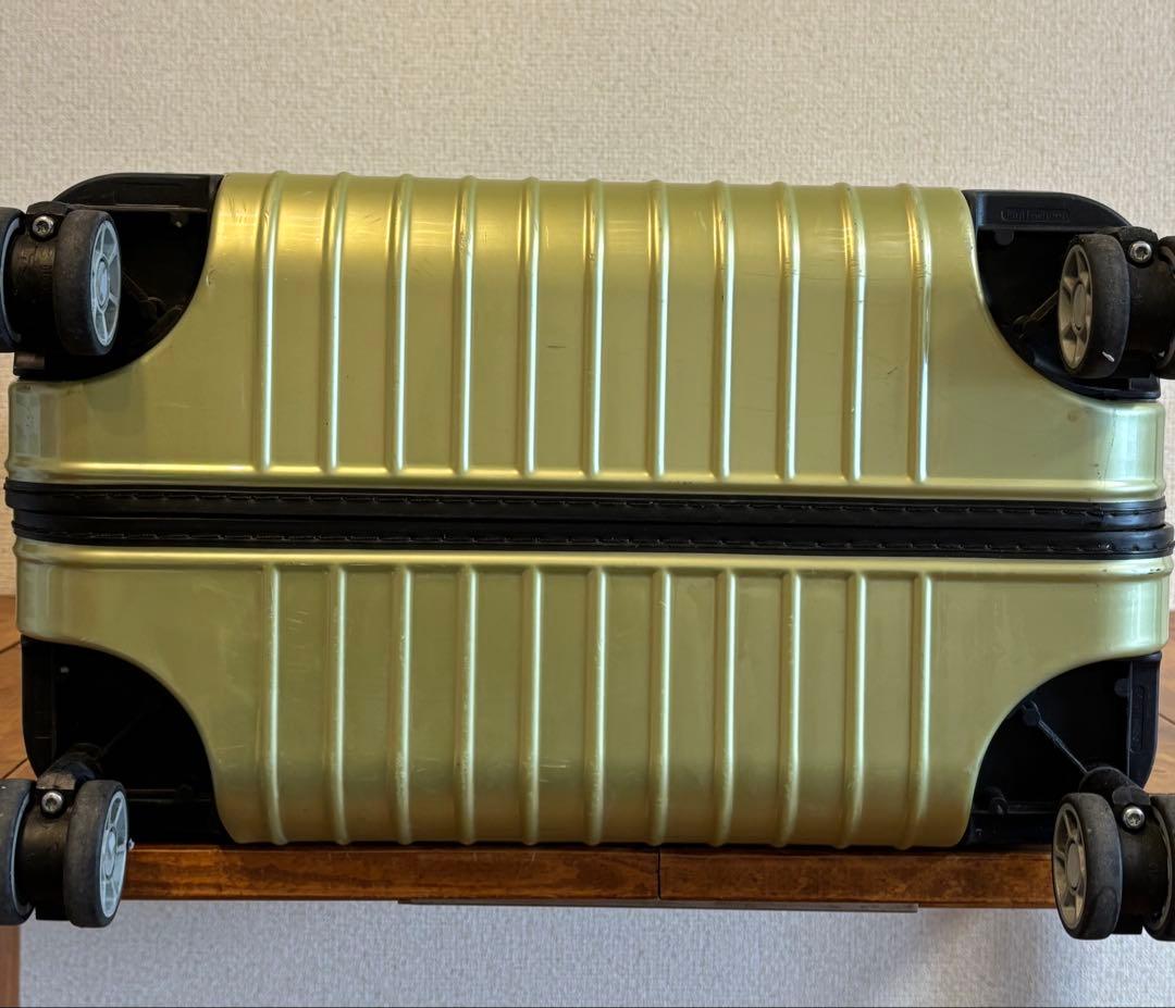 美品　RIMOWA 65L リモワ サルサエアー 4輪　ライムグリーン　超軽量