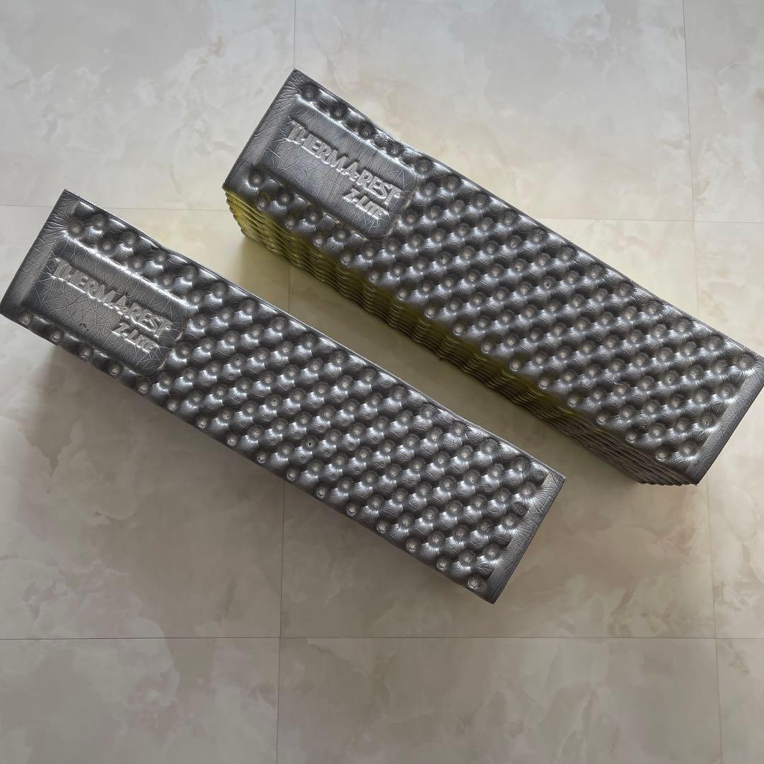 サーマレスト　ZライトソルR 2個Therm-a-Rest Z Lite