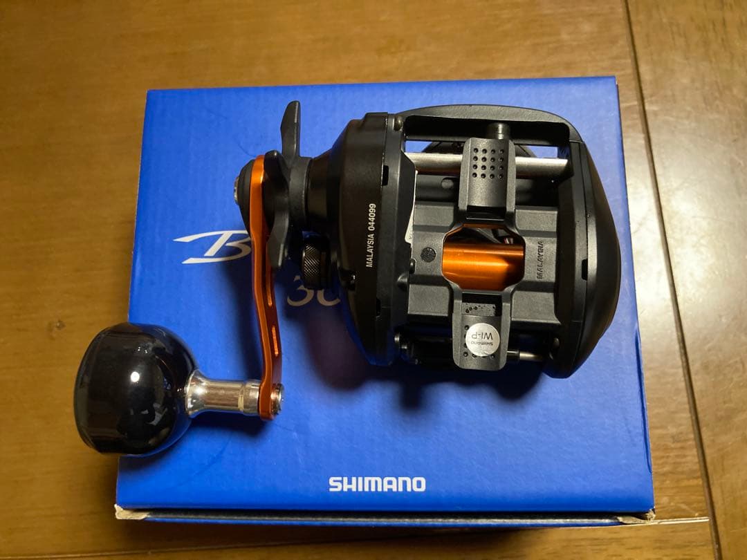 シマノバルケッタbb 300ＰＧ１回使用美品 値引き不可　支払い不能再出品