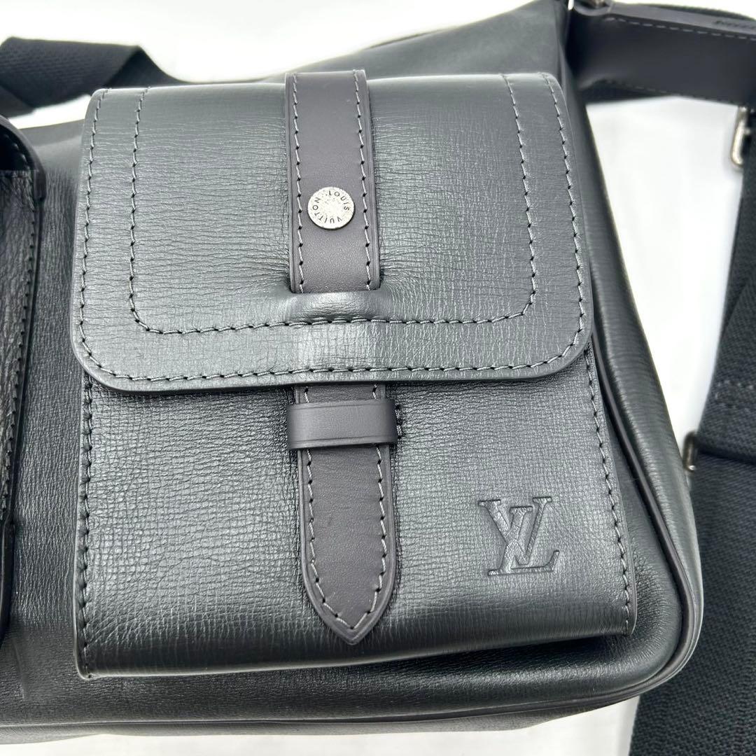 【極美品】ルイヴィトン　ユタ　ウィチタ　メッセンジャーバッグ　レザー　正規品