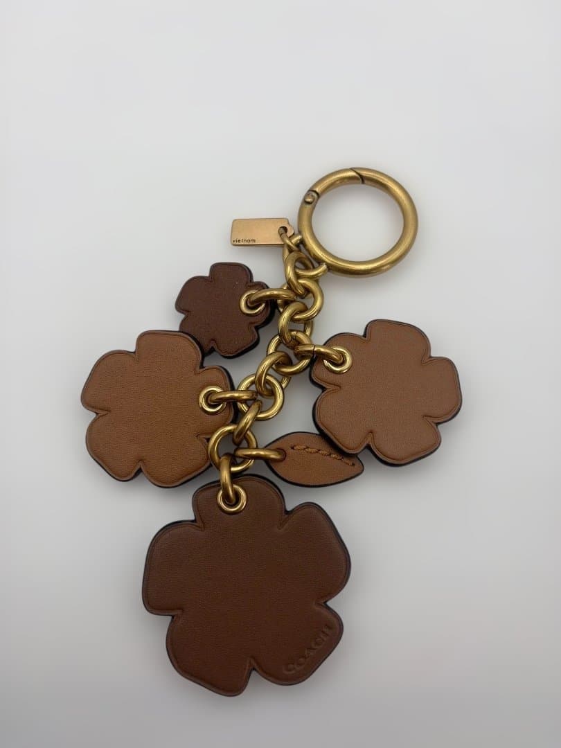 コーチ ティーローズ バックチャーム キーホルダー レザー