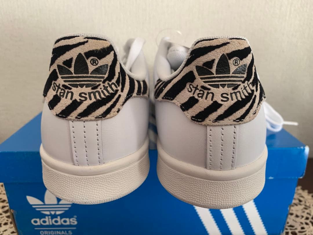 adidas アディダス　スタンスミス　ゼブラ　新品未使用品23cm スニーカー