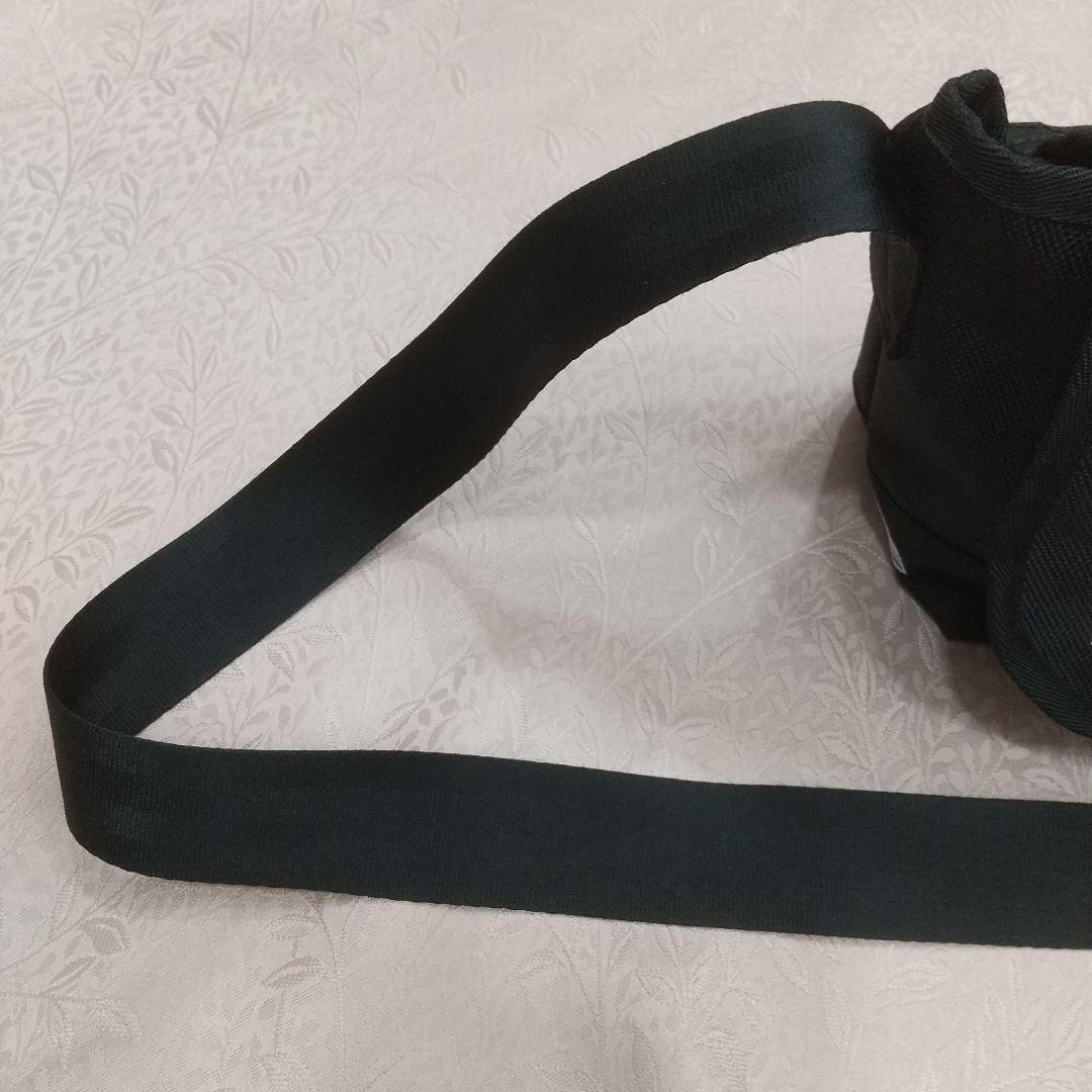 週末限定価格、ファミリア × NEW ERA コラボ ショルダーバッグ