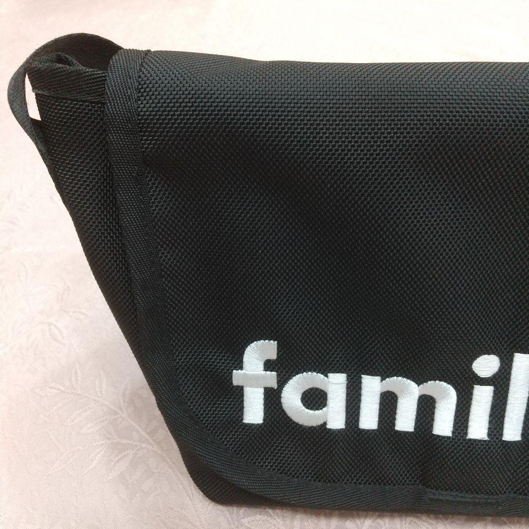 週末限定価格、ファミリア × NEW ERA コラボ ショルダーバッグ