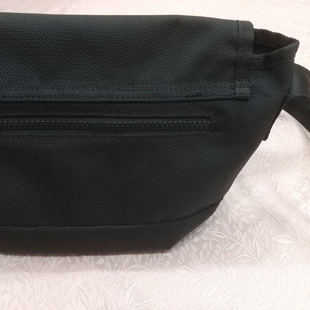 週末限定価格、ファミリア × NEW ERA コラボ ショルダーバッグ