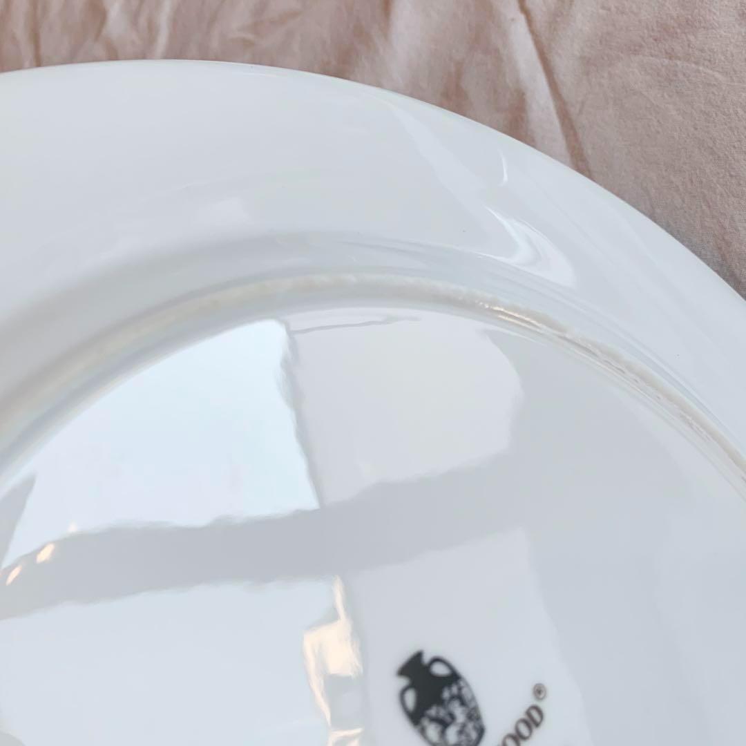 ウェジウッド　コロンビアセージグリーン　ディナープレート　黒壺　27.5cm