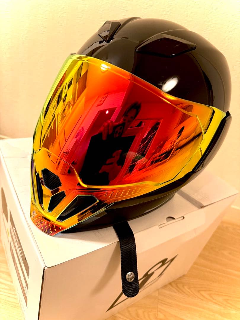 ICON（アイコン）AIRFLITE ステルス ヘルメット 定価82,850円