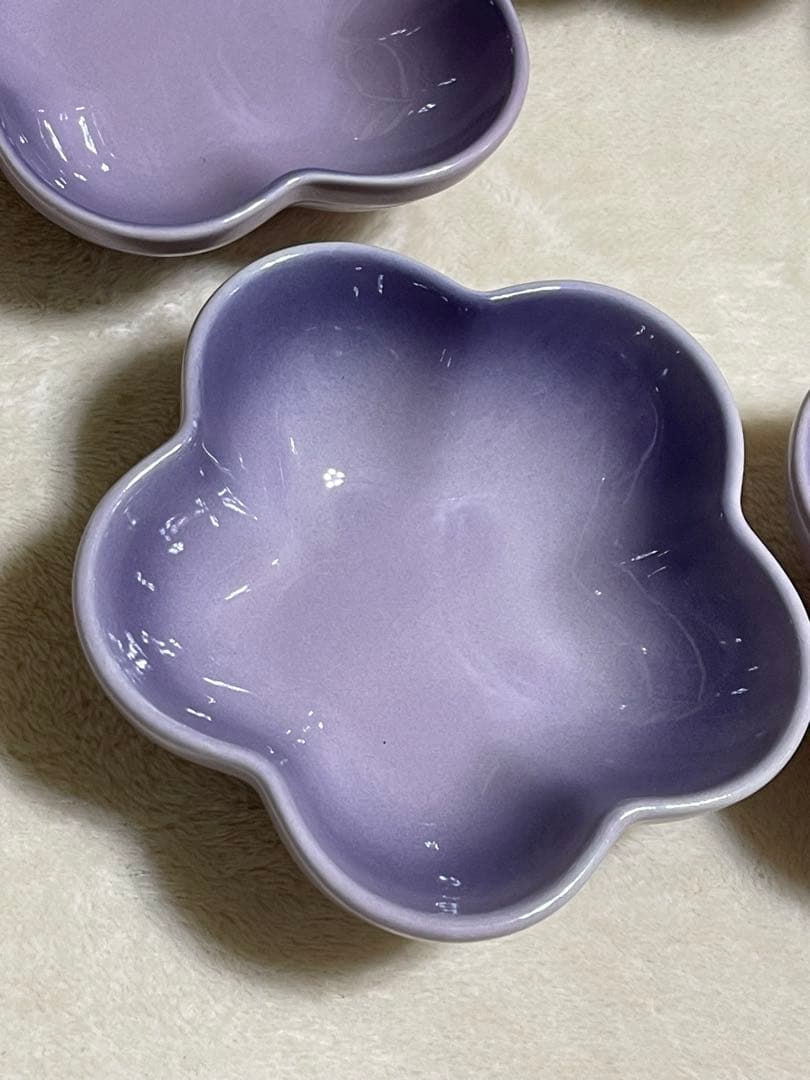 ほぼ新品未使用　ル・クルーゼ　フラワーボウル　バイオレット　５枚セット
