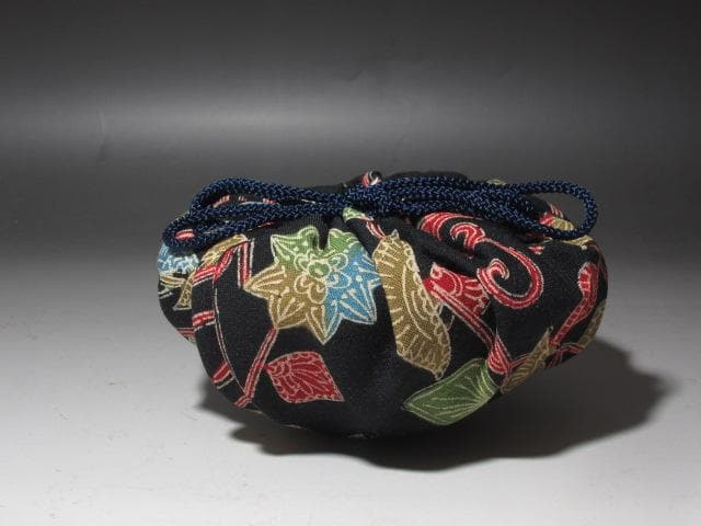 ☆　古瀬戸茶碗　つま琴　裏千家　十一代　玄々斎の花押がございます☆y465