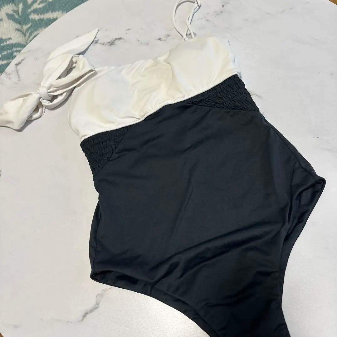 アリシアスタンワンピース水着